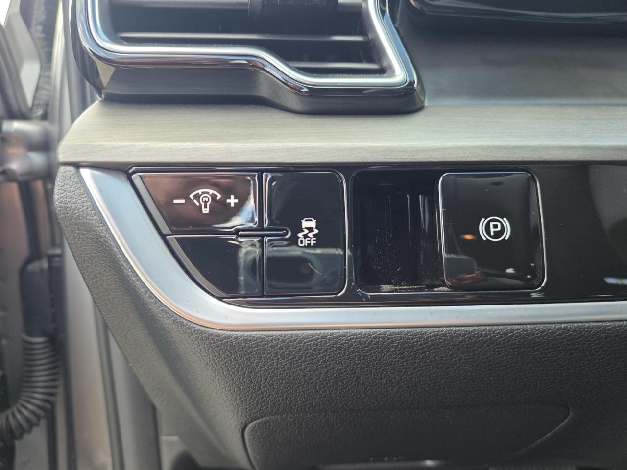 2024 Kia Sportage X-Line AWD , One Owner - Photo #13