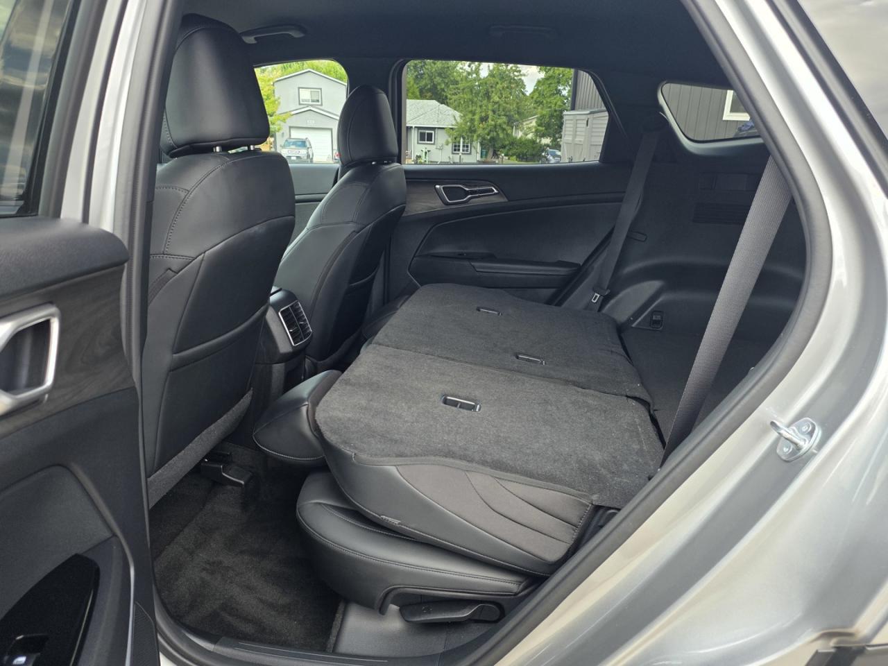 2024 Kia Sportage X-Line AWD , One Owner - Photo #21