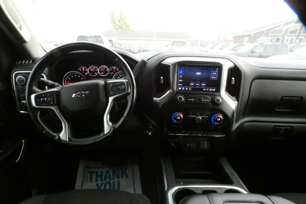 2022 Chevrolet Silverado 1500 LT Trail Boss w/Htd cloth seats, BUC - Photo #11
