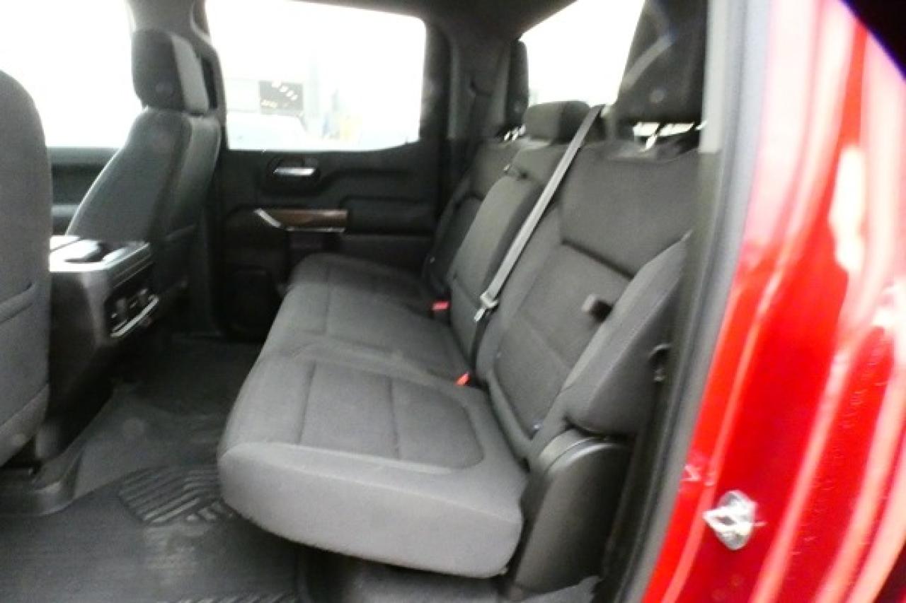 2022 Chevrolet Silverado 1500 LT Trail Boss w/Htd cloth seats, BUC - Photo #9