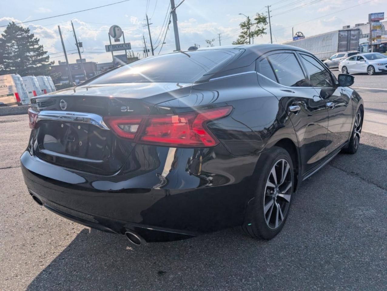 2018 Nissan Maxima SL / NAVI / LEATHER / SUNROOF - Photo #6