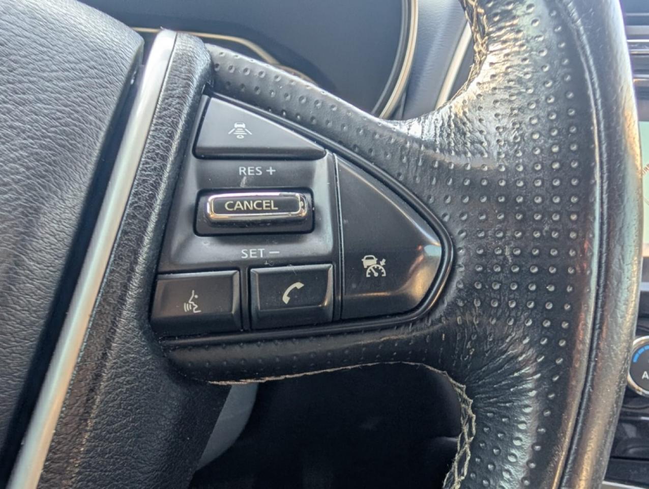 2018 Nissan Maxima SL / NAVI / LEATHER / SUNROOF - Photo #12