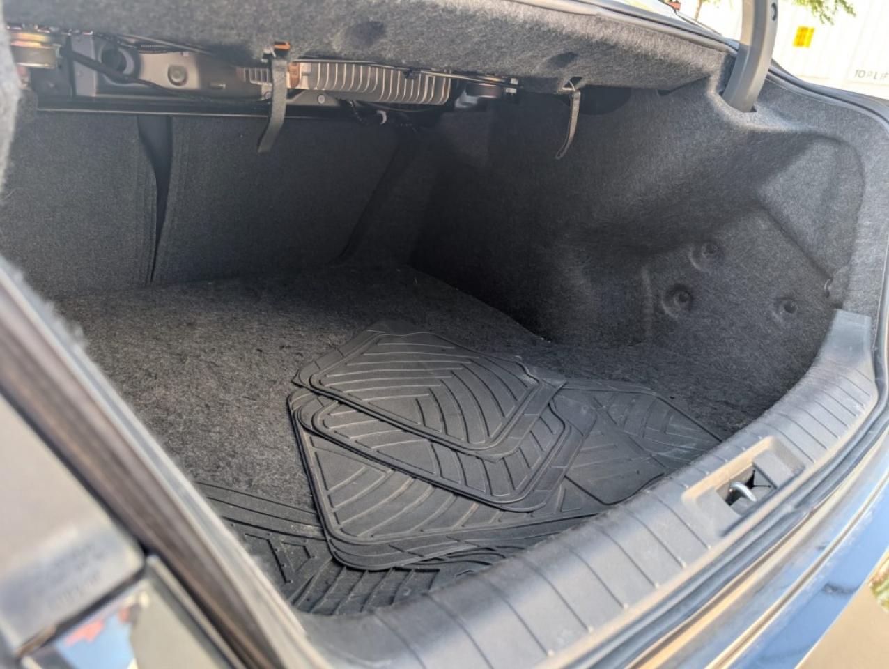 2018 Nissan Maxima SL / NAVI / LEATHER / SUNROOF - Photo #18