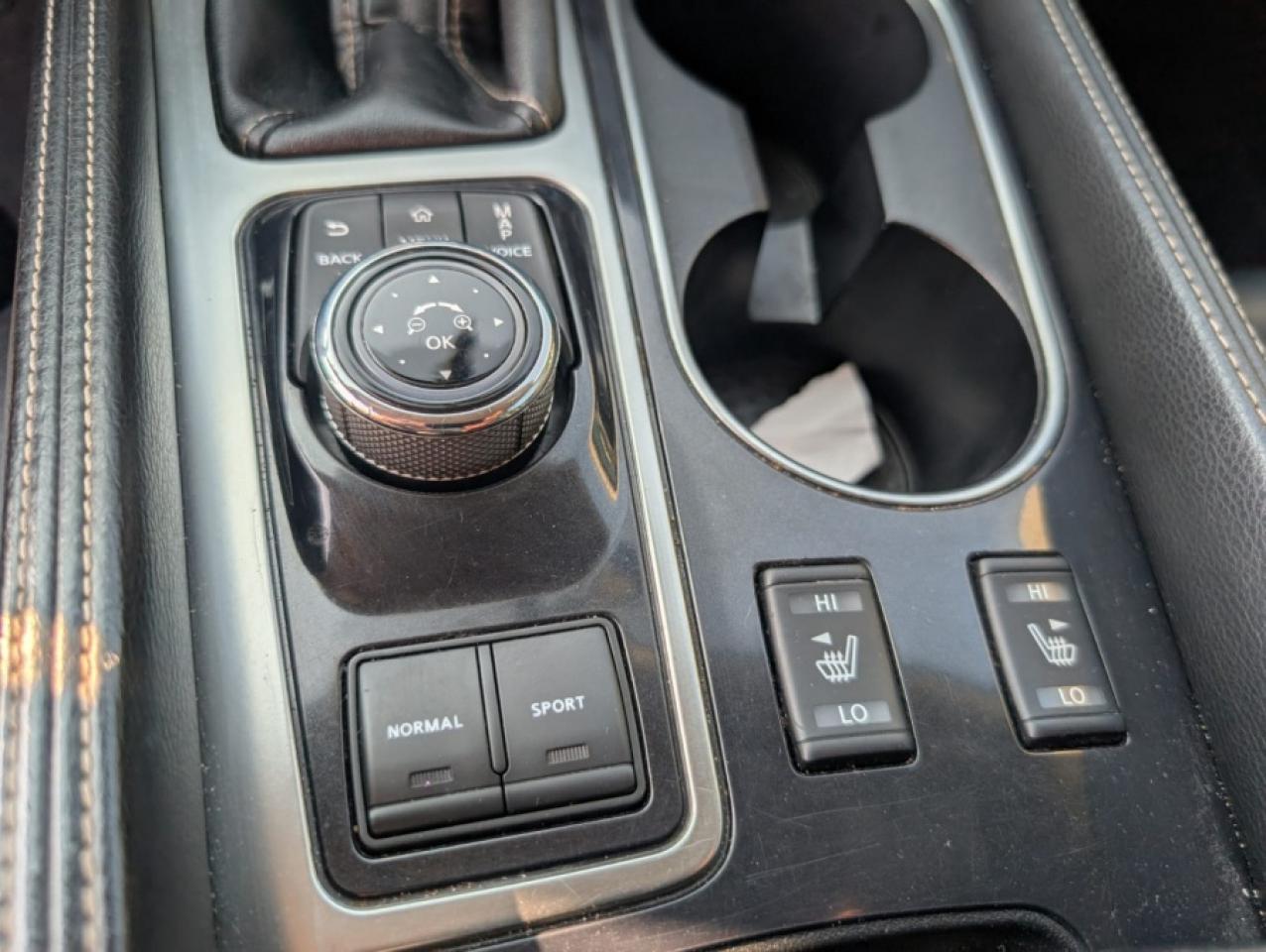 2018 Nissan Maxima SL / NAVI / LEATHER / SUNROOF - Photo #22