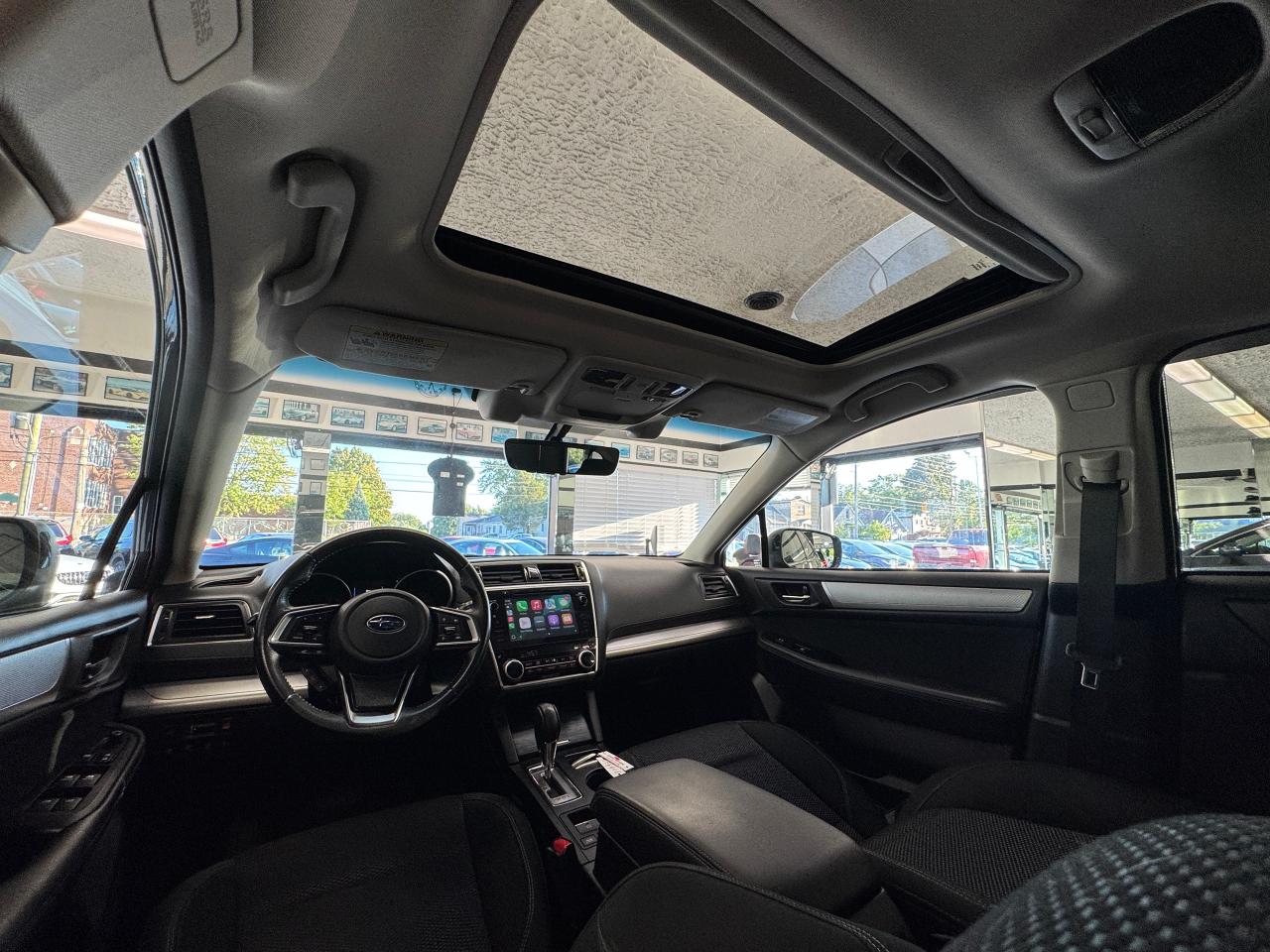 2019 Subaru Outback Touring AWD W/Eye Seight+Sunroof++CLEAN CARFAX Photo3