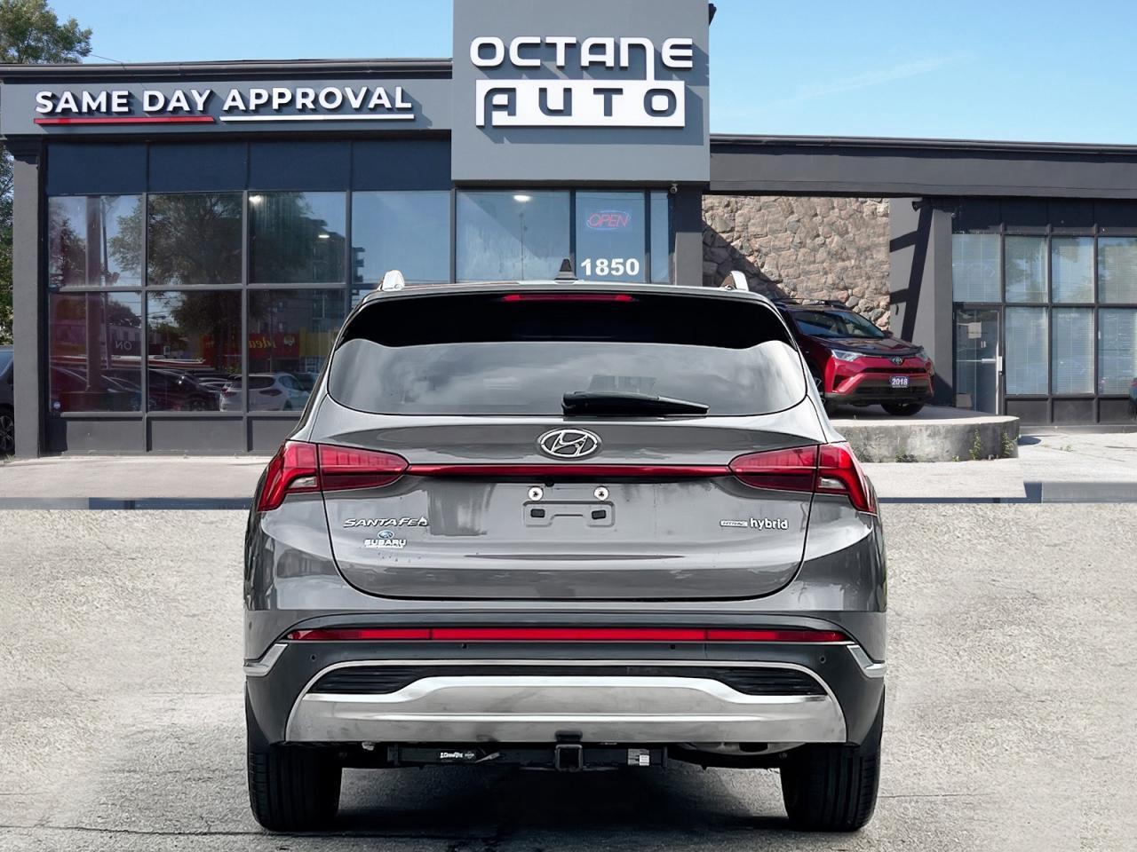 2021 Hyundai Santa Fe Hybrid Preferred AWD w-Trend Package Photo4