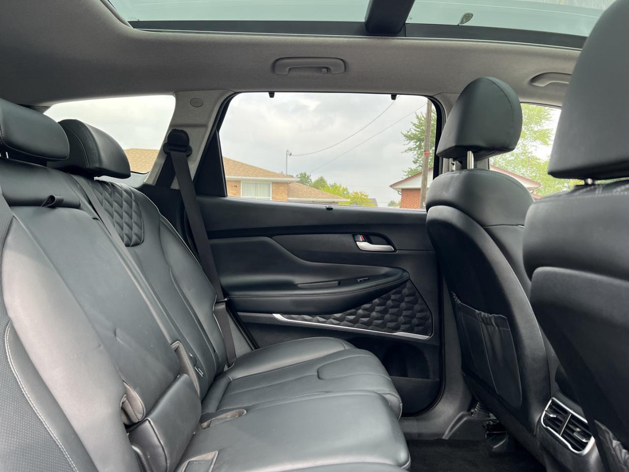 2021 Hyundai Santa Fe Hybrid Preferred AWD w-Trend Package Photo