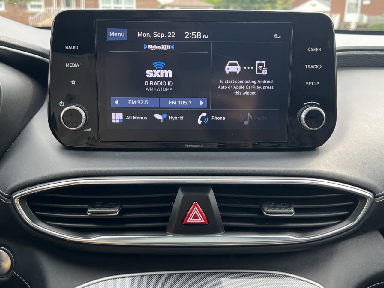 2021 Hyundai Santa Fe Hybrid Preferred AWD w-Trend Package Photo