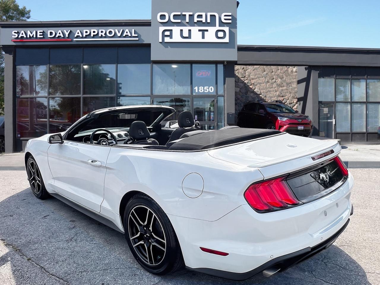 2019 Ford Mustang EcoBoost Convertible - Photo #29