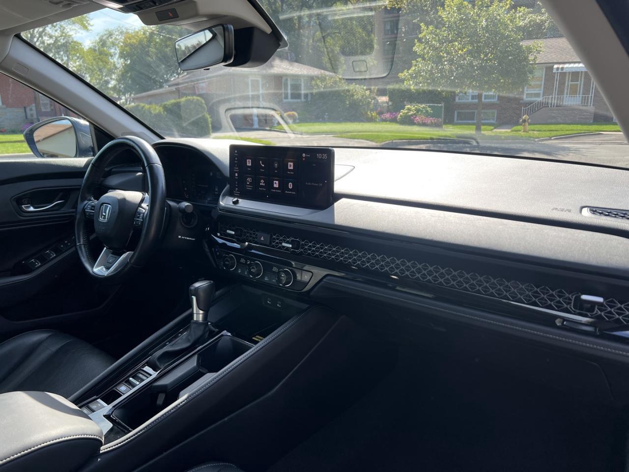 2023 Honda Accord Hybrid Touring CVT Photo