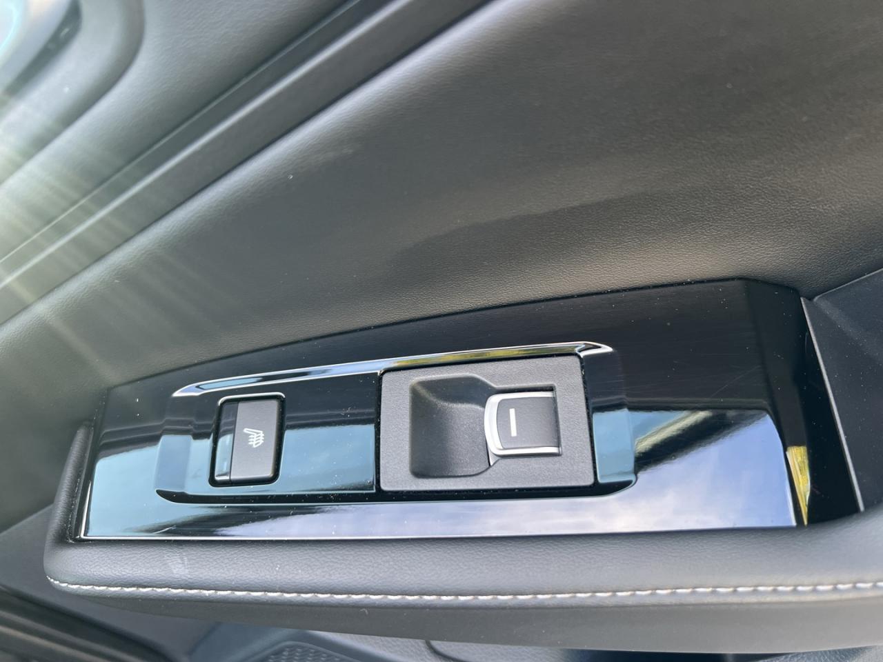 2023 Honda Accord Hybrid Touring CVT Photo