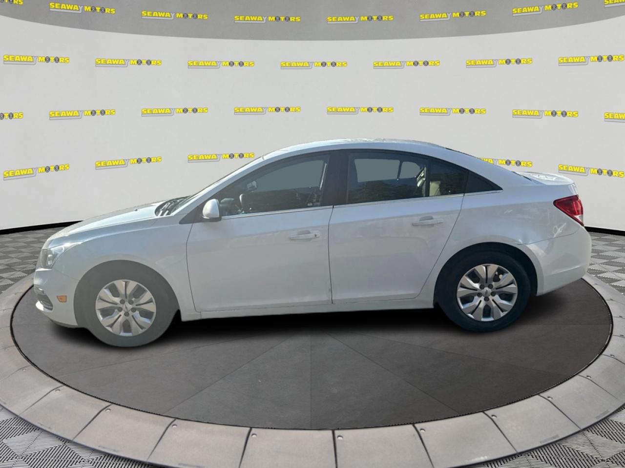 2015 Chevrolet Cruze 1LT - Photo #6