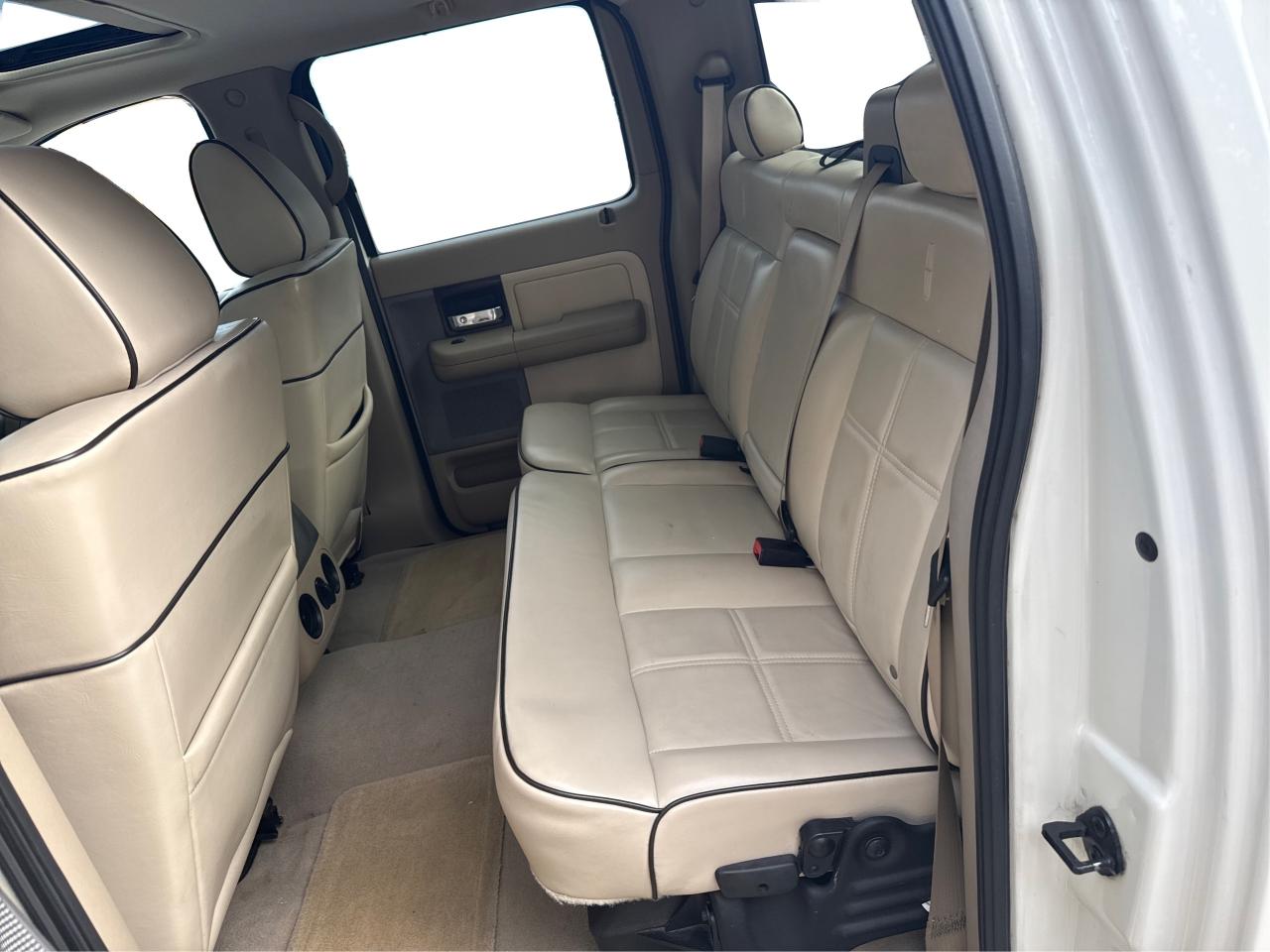 2006 Lincoln Mark LT  - Photo #15