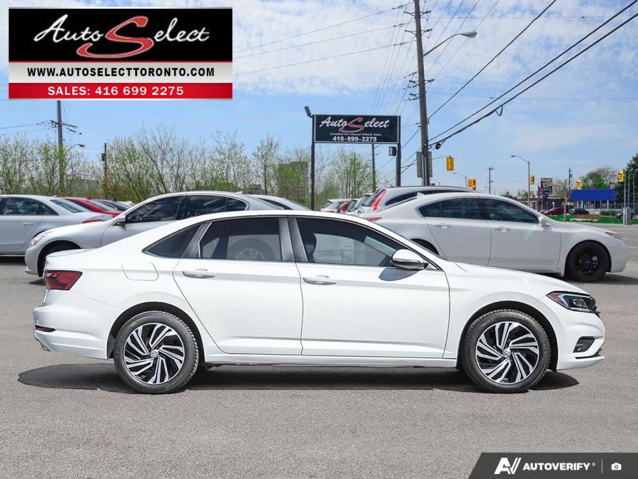 2021 Volkswagen Jetta Execline Apple Carplay - Sunroof - Leather - Clean Carfax Photo2