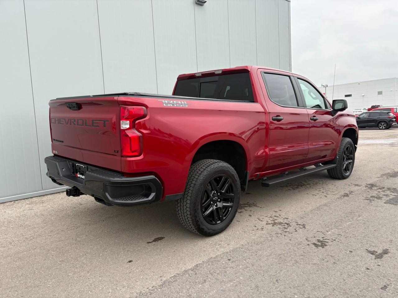 2025 Chevrolet Silverado 1500 LT Trail Boss One Owner | Leather | Sunroof | 20" Wheels Photo