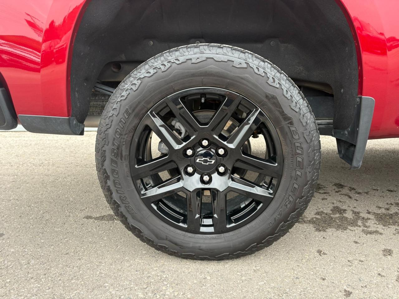 2025 Chevrolet Silverado 1500 LT Trail Boss One Owner | Leather | Sunroof | 20" Wheels Photo