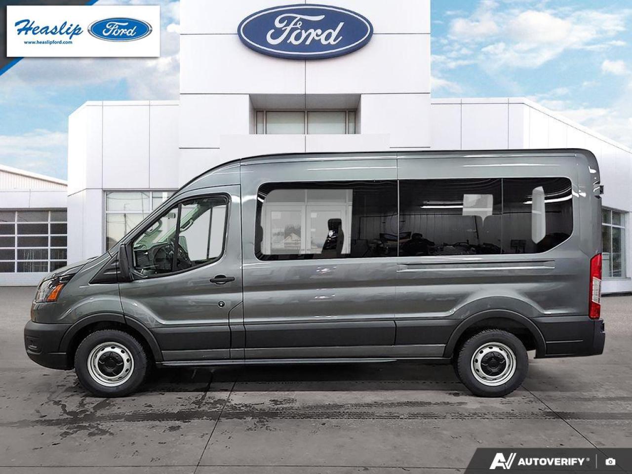 2026 Ford Transit Passenger Wagon XL Photo2