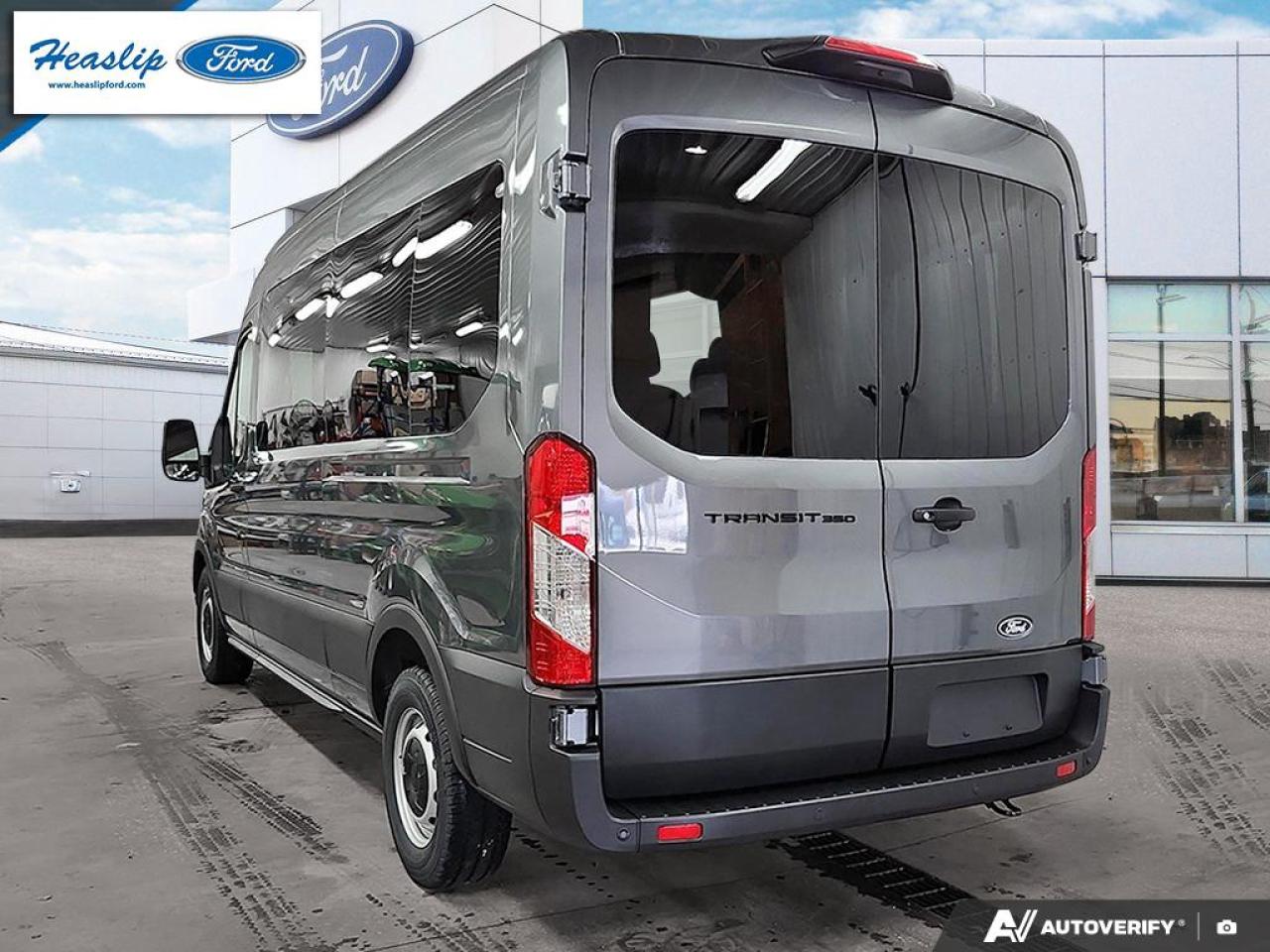 2026 Ford Transit Passenger Wagon XL Photo3