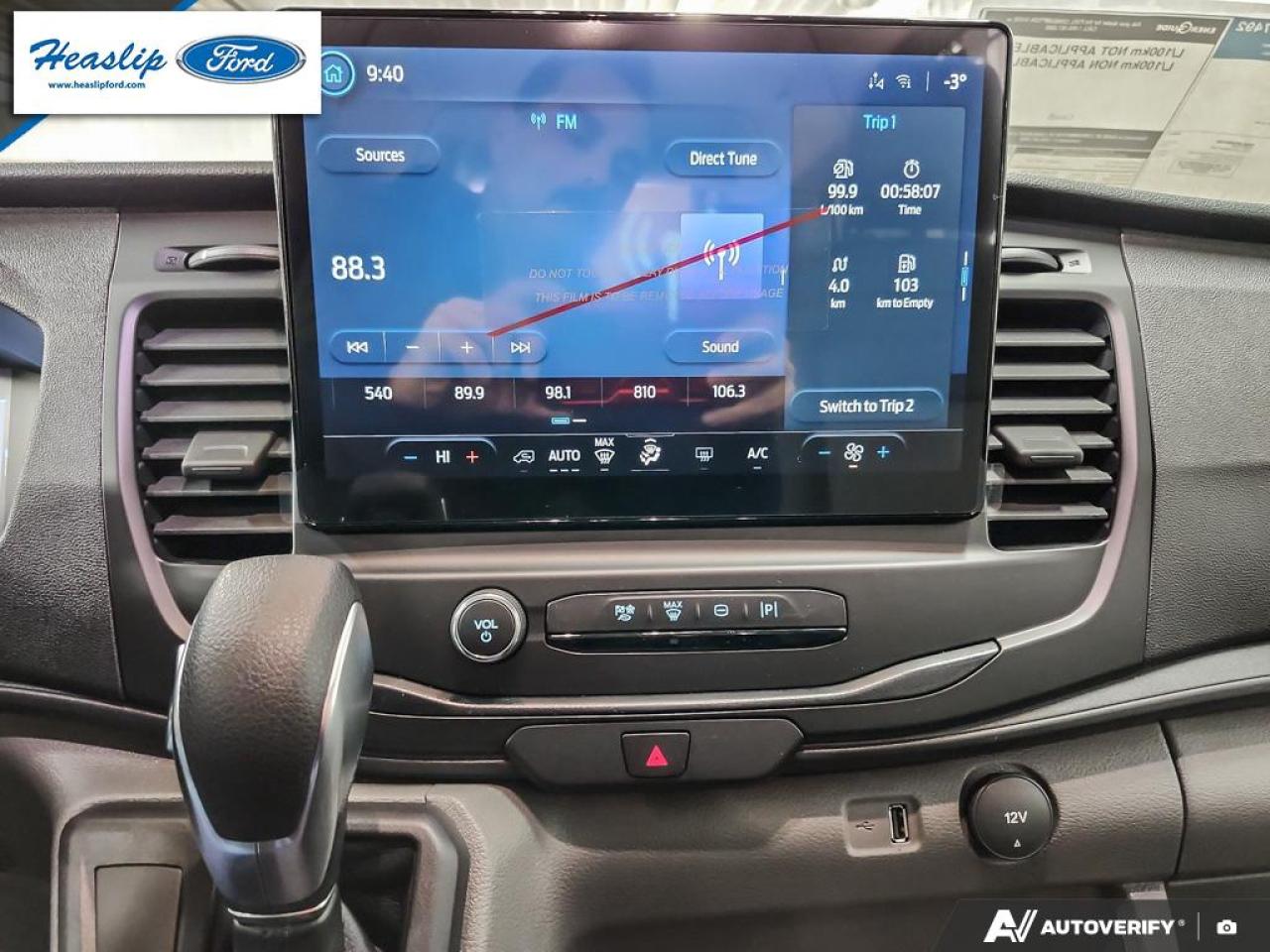 2026 Ford Transit Passenger Wagon XL Photo