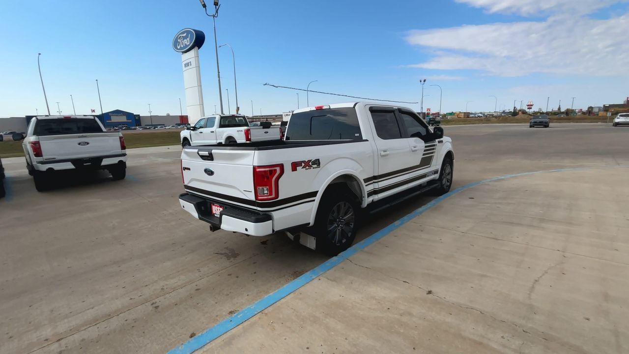 2016 Ford F-150 XLT 4WD SuperCrew 145 Photo5