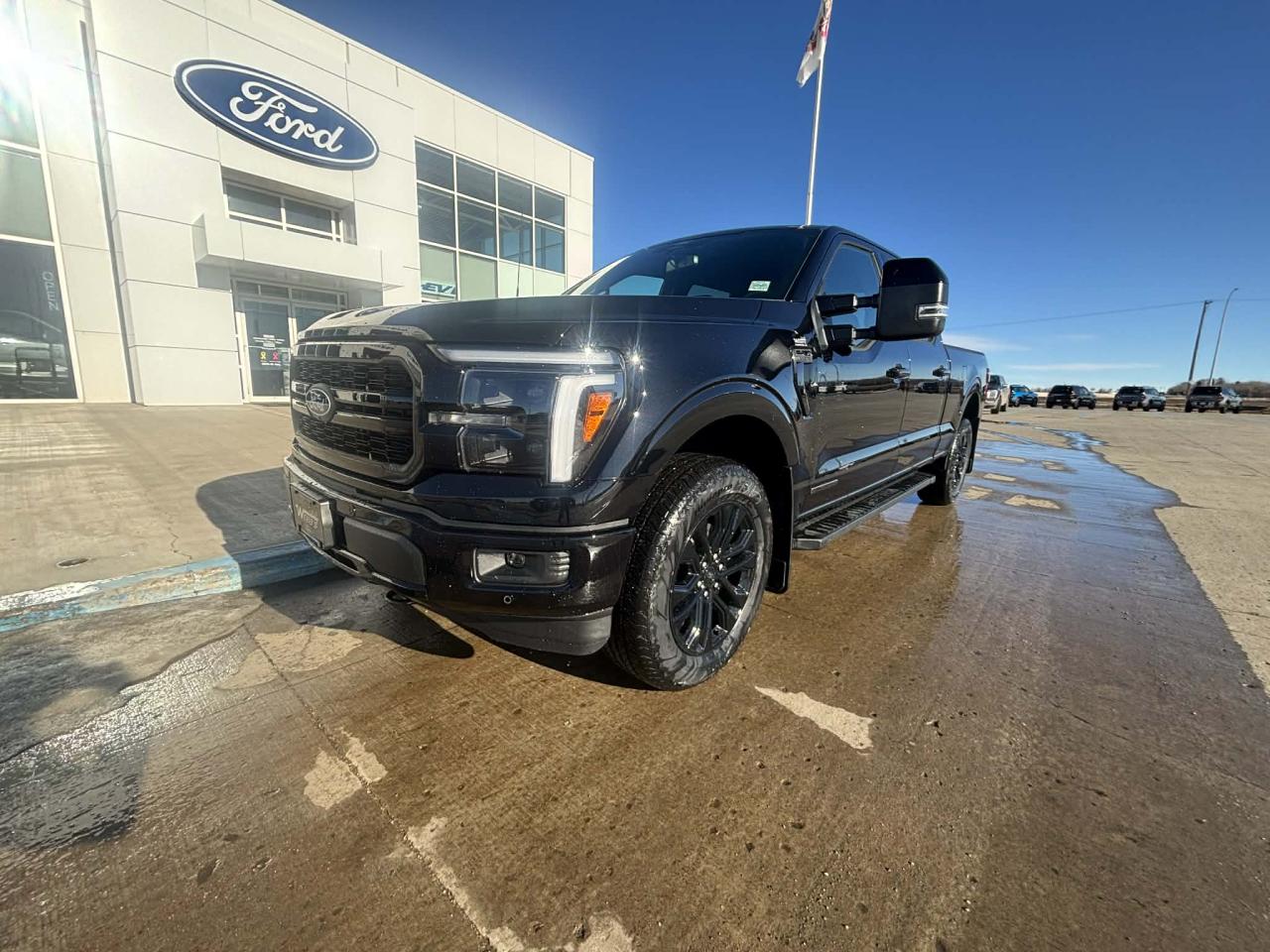 2025 Ford F-150 Lariat 4WD SuperCrew 6.5' Box Photo0