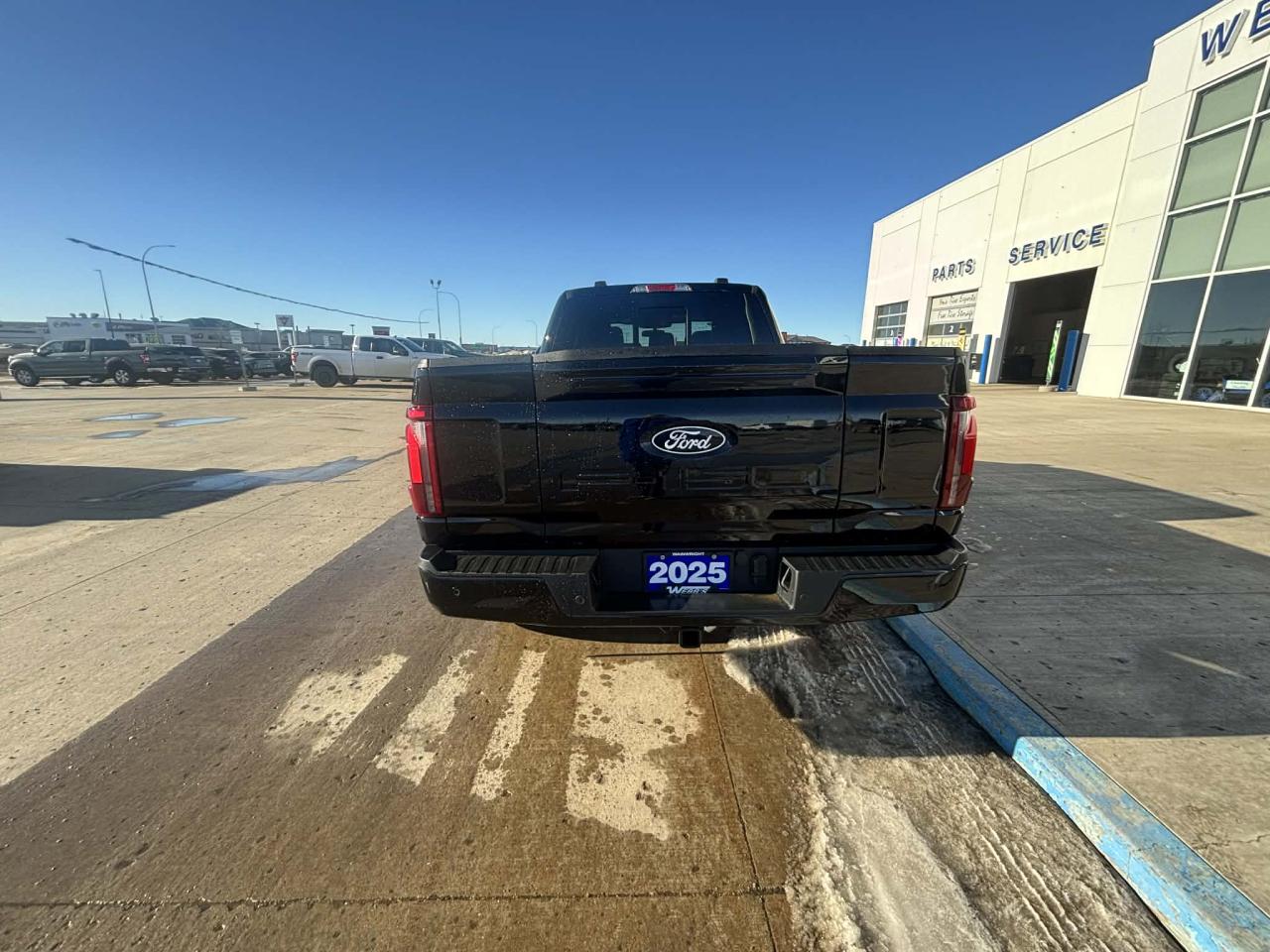 2025 Ford F-150 Lariat 4WD SuperCrew 6.5' Box Photo2