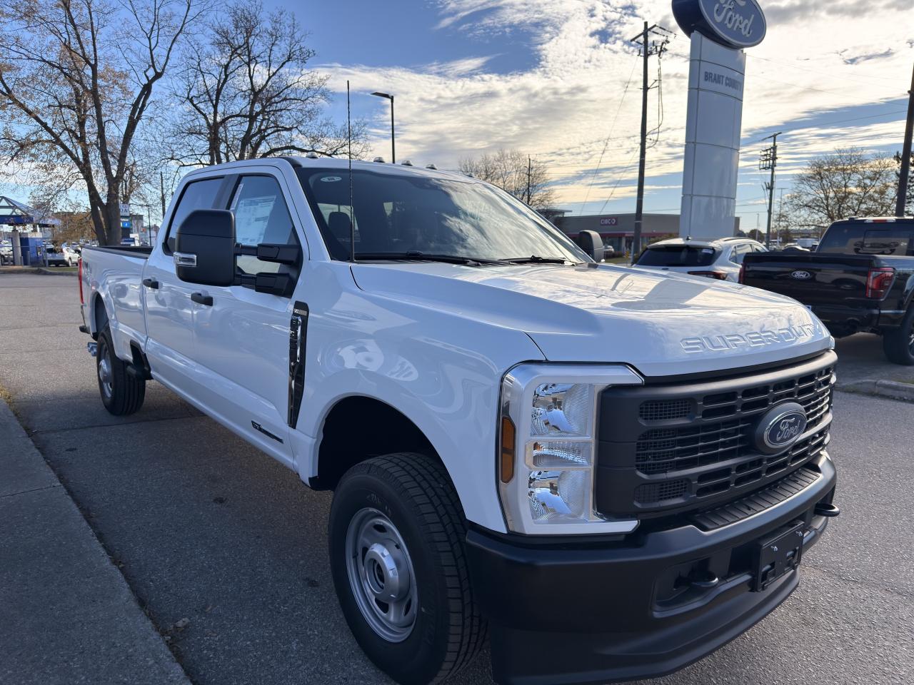 2026 Ford F-350 XL | 6.7L DIESEL | CREW CAB Photo4