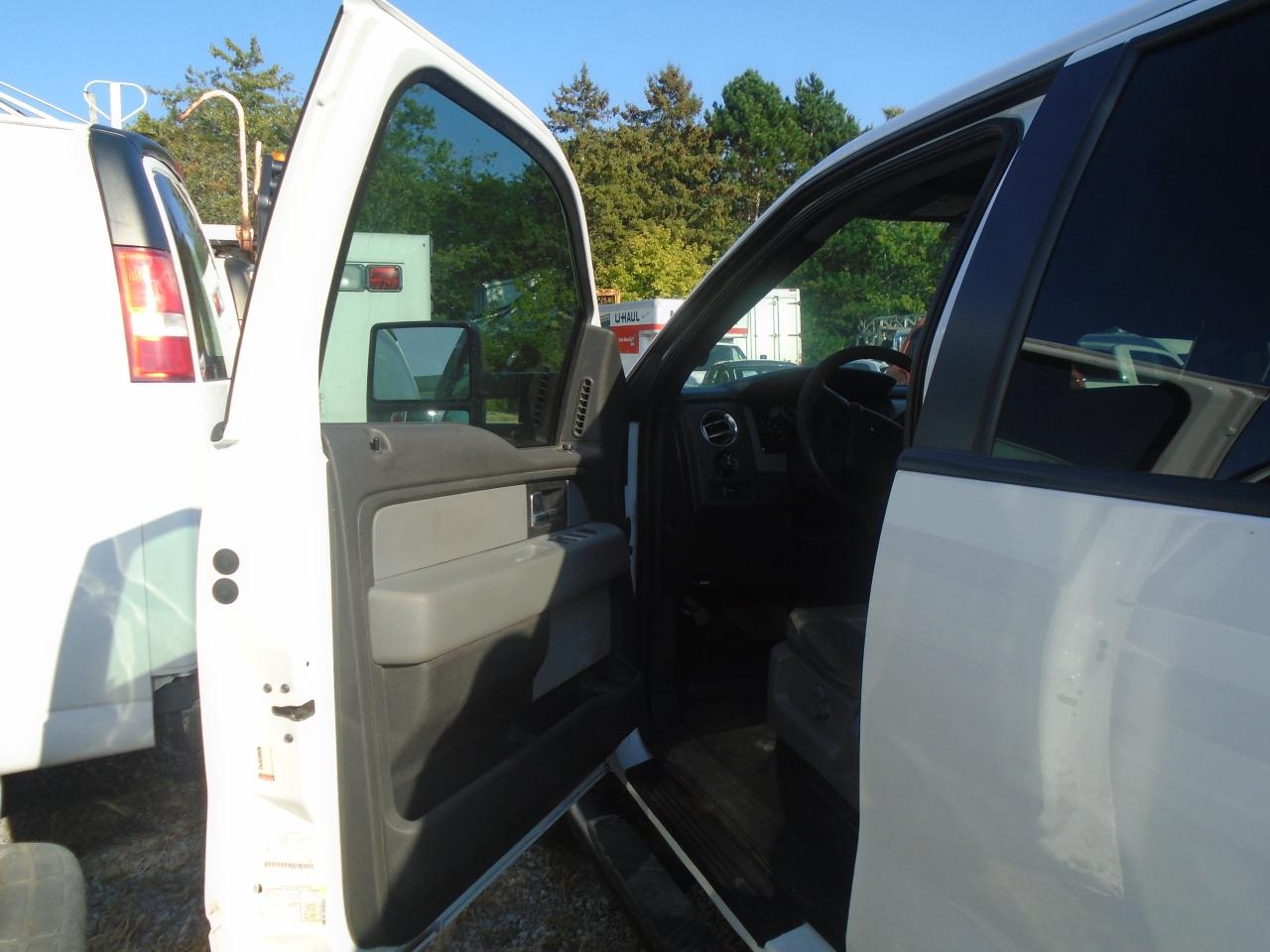 2014 Ford F-150 4WD SuperCrew 157  XLT - Photo #5