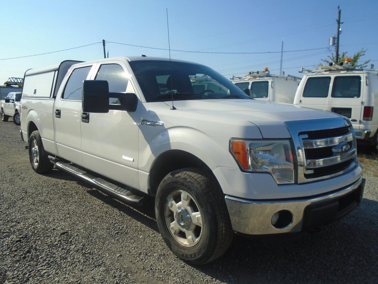 2014 Ford F-150 4WD SuperCrew 157  XLT - Photo #4