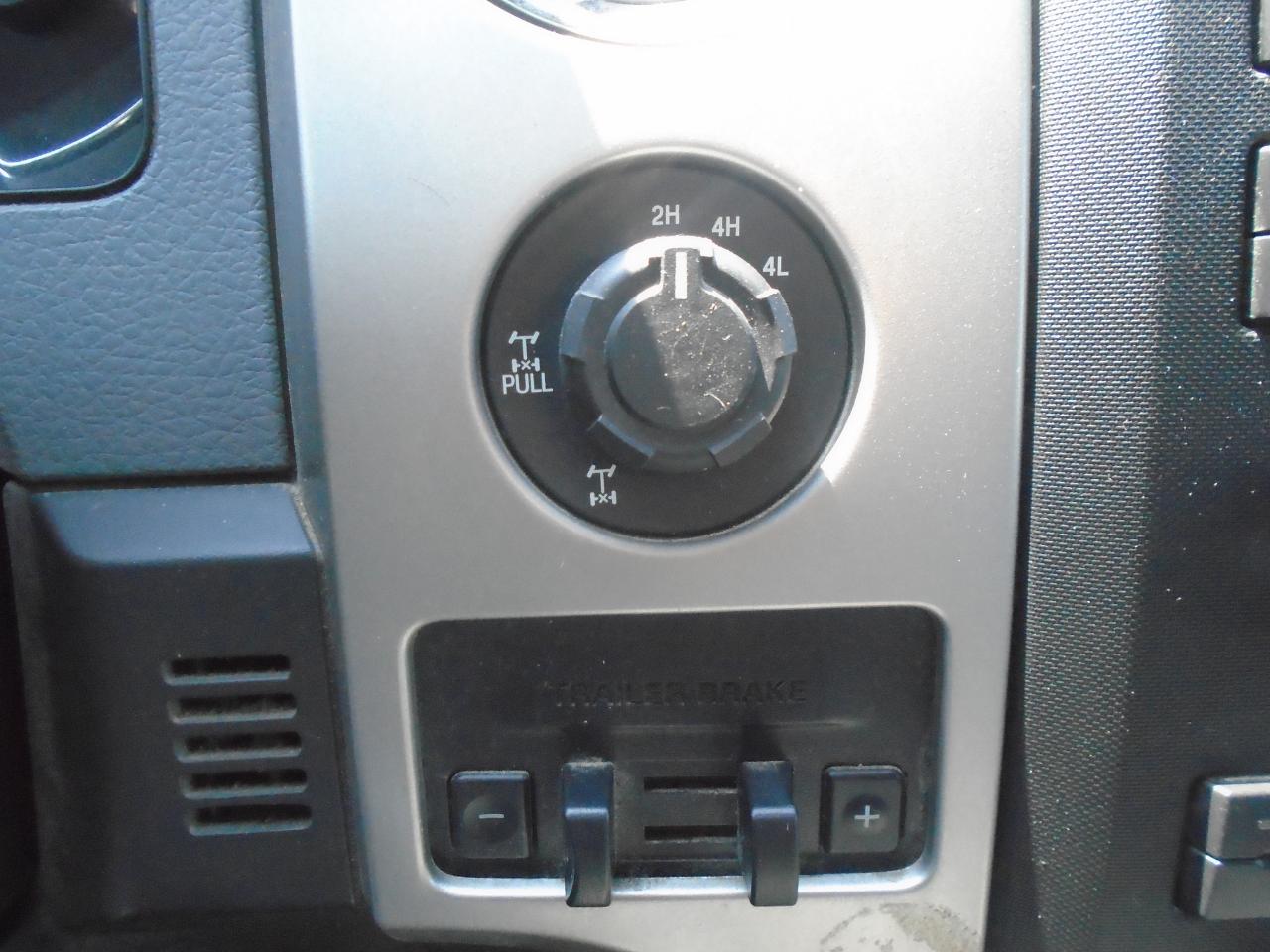 2014 Ford F-150 4WD SuperCrew 157  XLT - Photo #12
