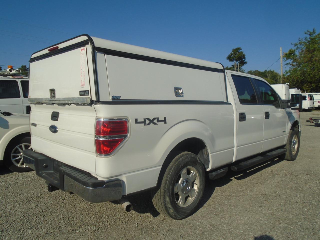 2014 Ford F-150 4WD SuperCrew 157 XLT + TOW PKG Photo