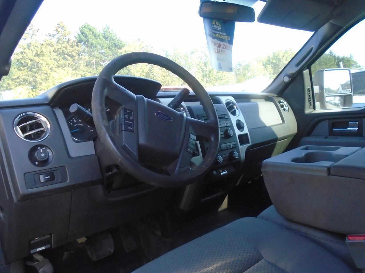 2014 Ford F-150 4WD SuperCrew 157 XLT + TOW PKG Photo