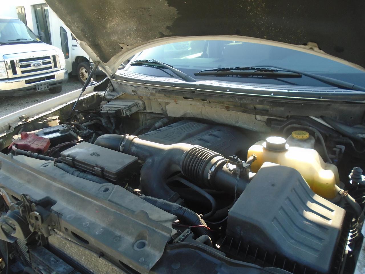 2014 Ford F-150 4WD SuperCrew 157 XLT + TOW PKG Photo