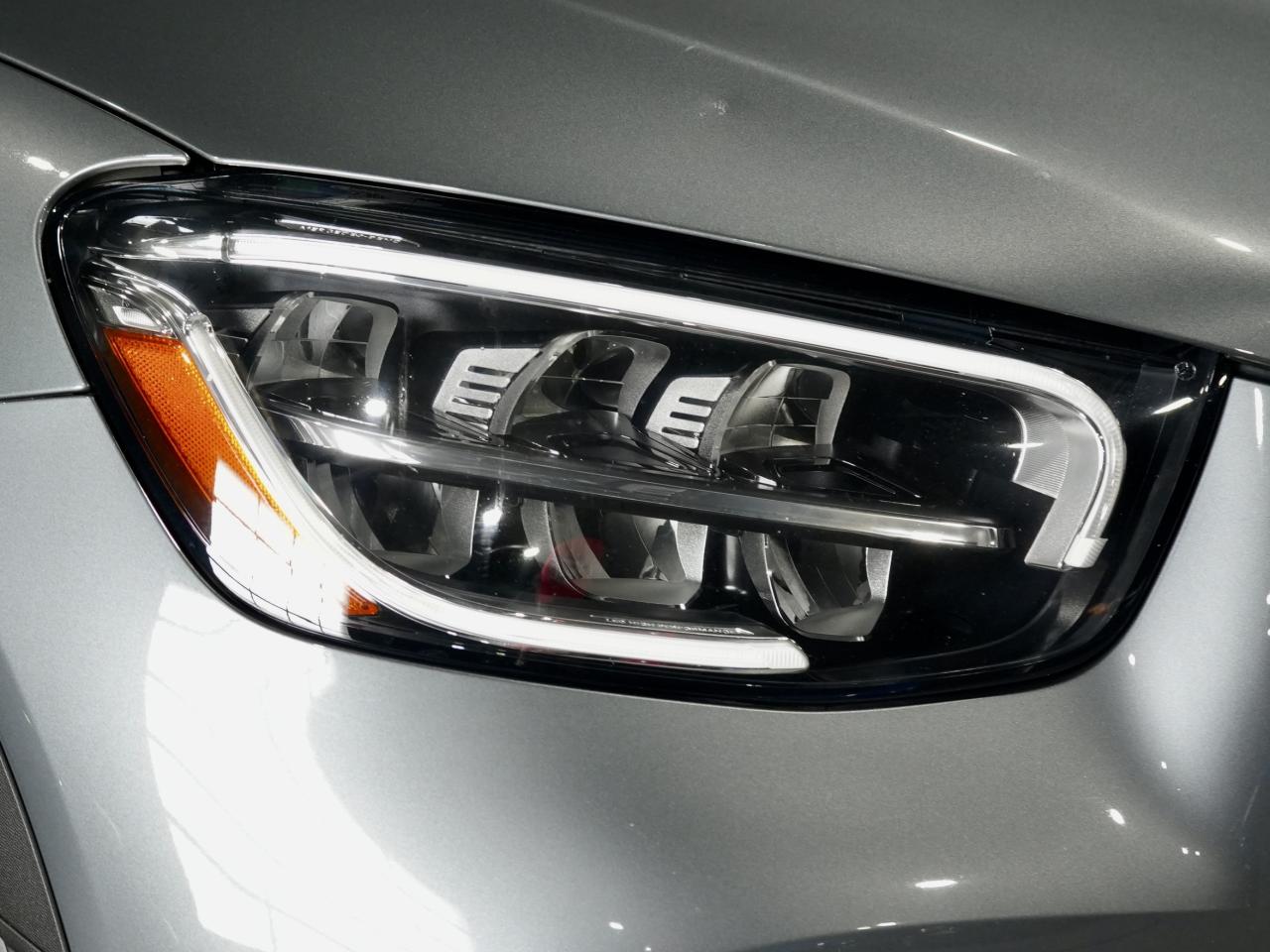 2021 Mercedes-Benz GLC GLC 300/PANO/360CAM/NAV/DRIVE ASSIST/LOW KM Photo3