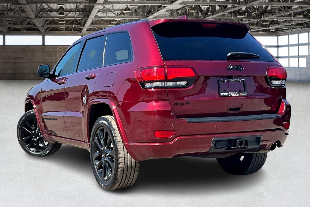 2022 Jeep Grand Cherokee WK Altitude | ProTech | Sunroof | Tow Pkg | 4X4 Photo