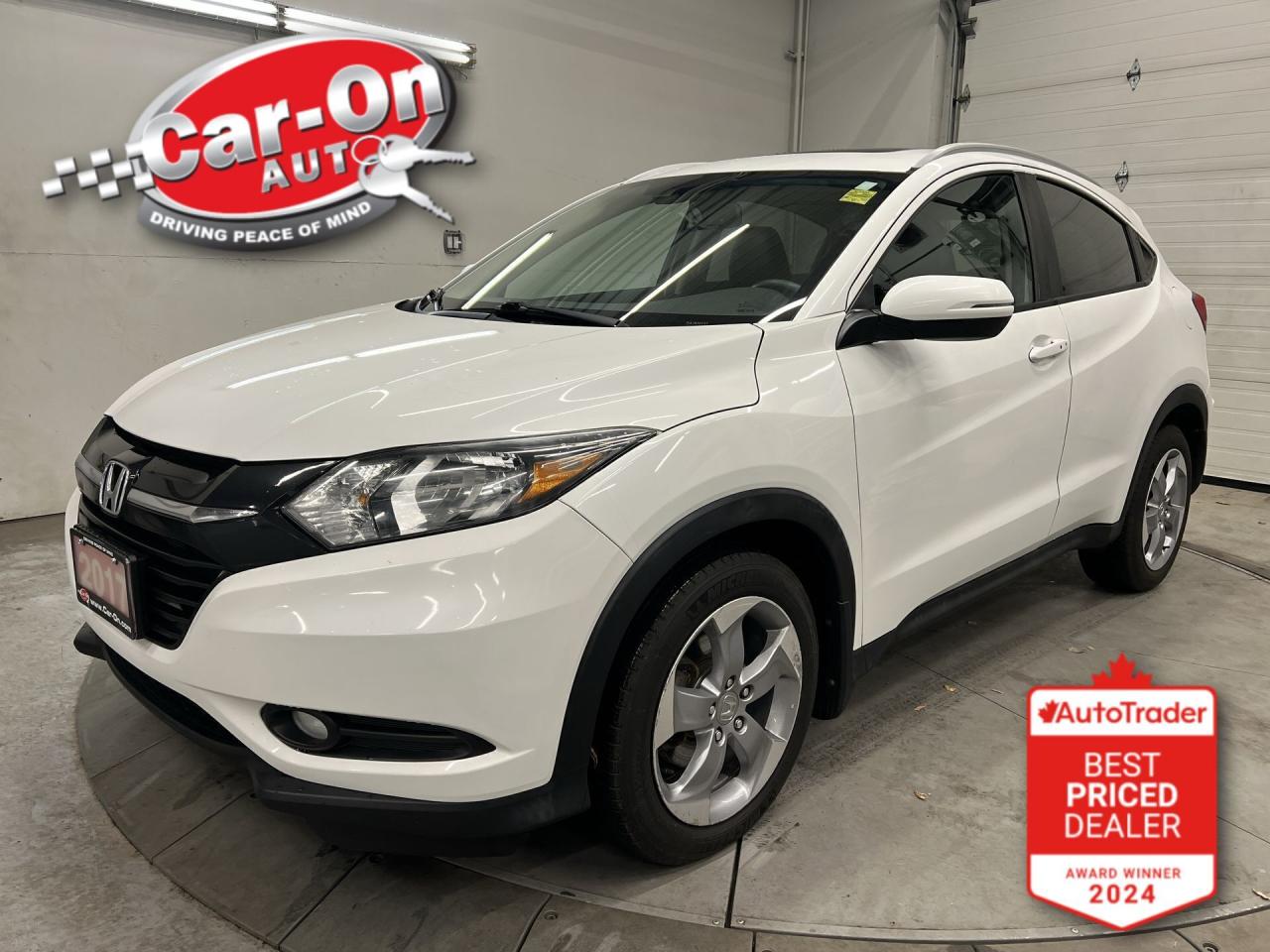 2017 Honda HR-V EX-L NAVI AWD | HTD LEATHER | SUNROOF | LANEWATCH Photo0