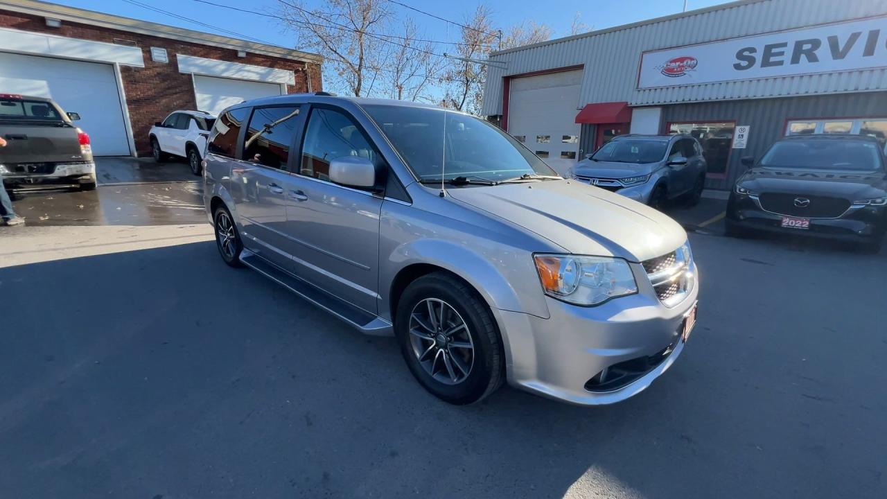 2016 Dodge Grand Caravan PREMIUM PLUS | 7-PASS |LEATHER | DVD | 17IN ALLOYS Photo