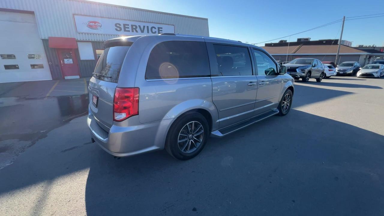2016 Dodge Grand Caravan PREMIUM PLUS | 7-PASS |LEATHER | DVD | 17IN ALLOYS Photo