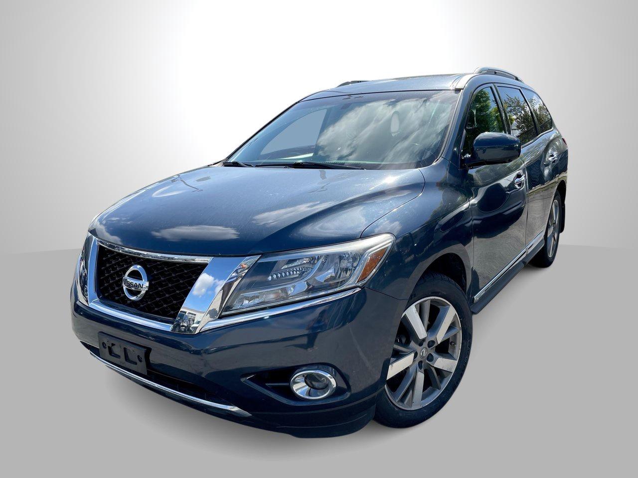 Used 2014 Nissan Pathfinder Platinum for sale in Vancouver, BC