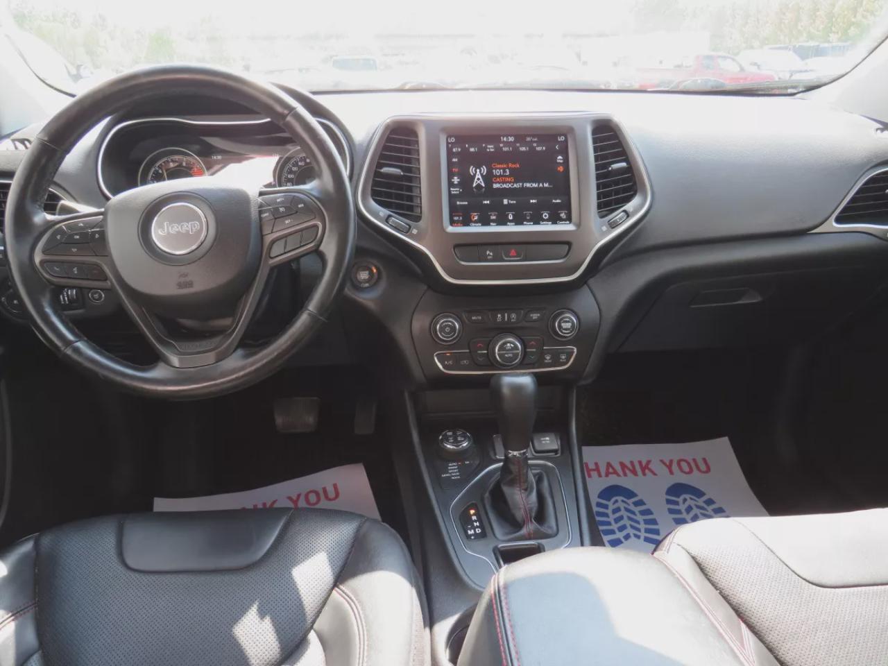 2020 Jeep Cherokee Trailhawk Elite (**VERY LOW KM!!**CLEAN TITLE/NO ACCIDENTS!!**SAFETY/CERTIFIED!!**4WD**ALLOY RIMS**TRAILER HITCH**FOG LIGHTS**TOW HOOKS**PUSH BUTTON START**REVERSE CAMERA**LEATHER**NAVIGATION**SUNROOF**HEATED STEERING WHEEL**POWER SEATS**HEATED SEATS**DIG Photo4