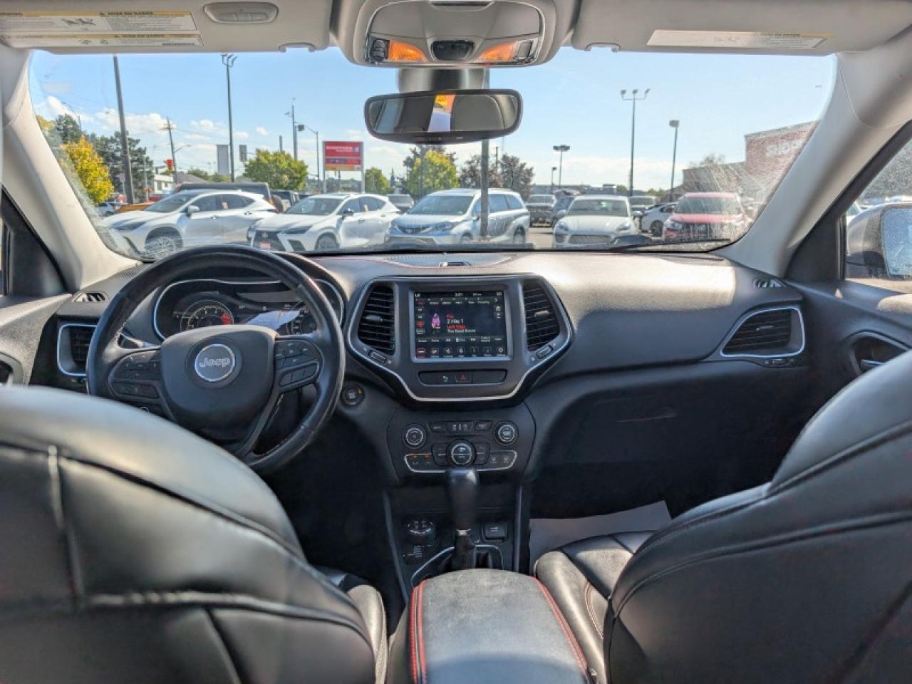 2020 Jeep Cherokee Trailhawk  **VERY LOW KMS - PANO SUNROOF** Photo