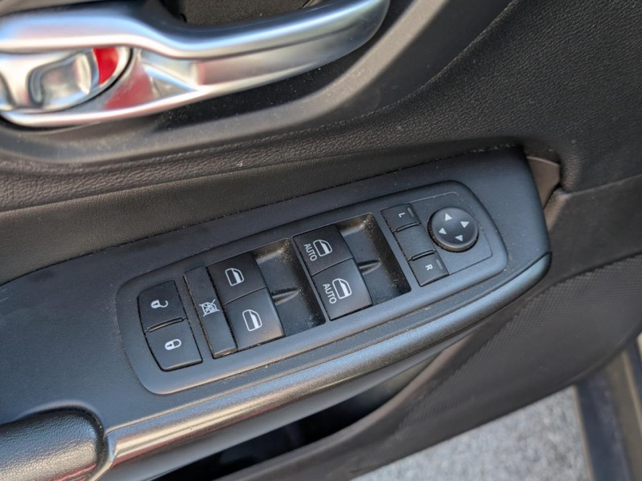 2020 Jeep Cherokee Trailhawk  **VERY LOW KMS - PANO SUNROOF** Photo