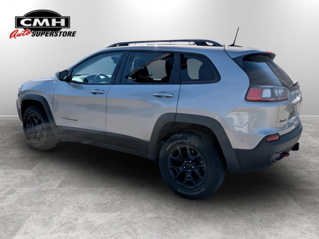 2020 Jeep Cherokee Trailhawk  **VERY LOW KMS - PANO SUNROOF** Photo2