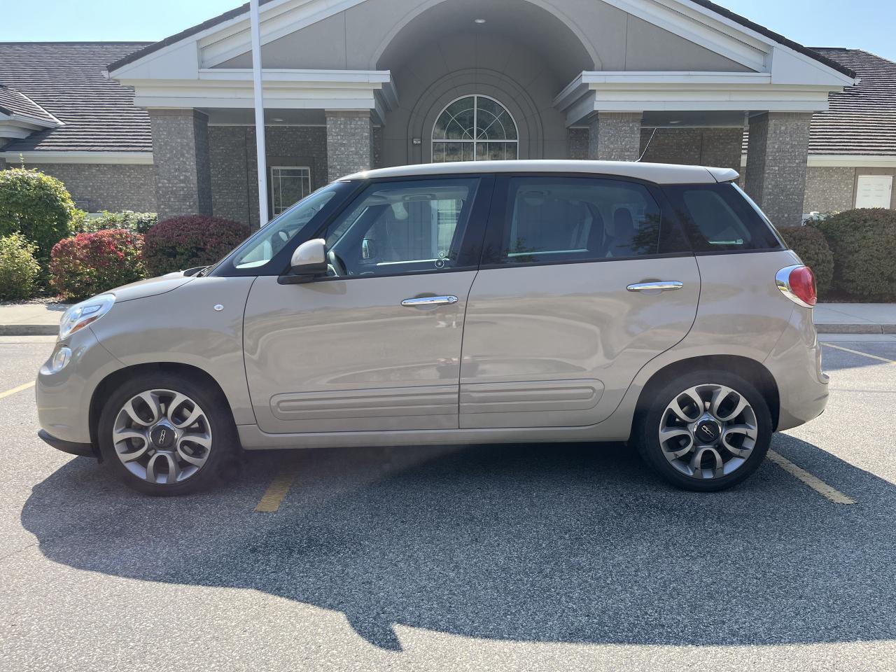 2014 Fiat 500 L Easy - Photo #2