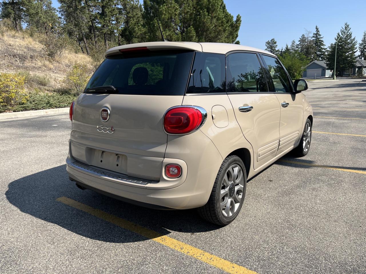 2014 Fiat 500 L Easy - Photo #4