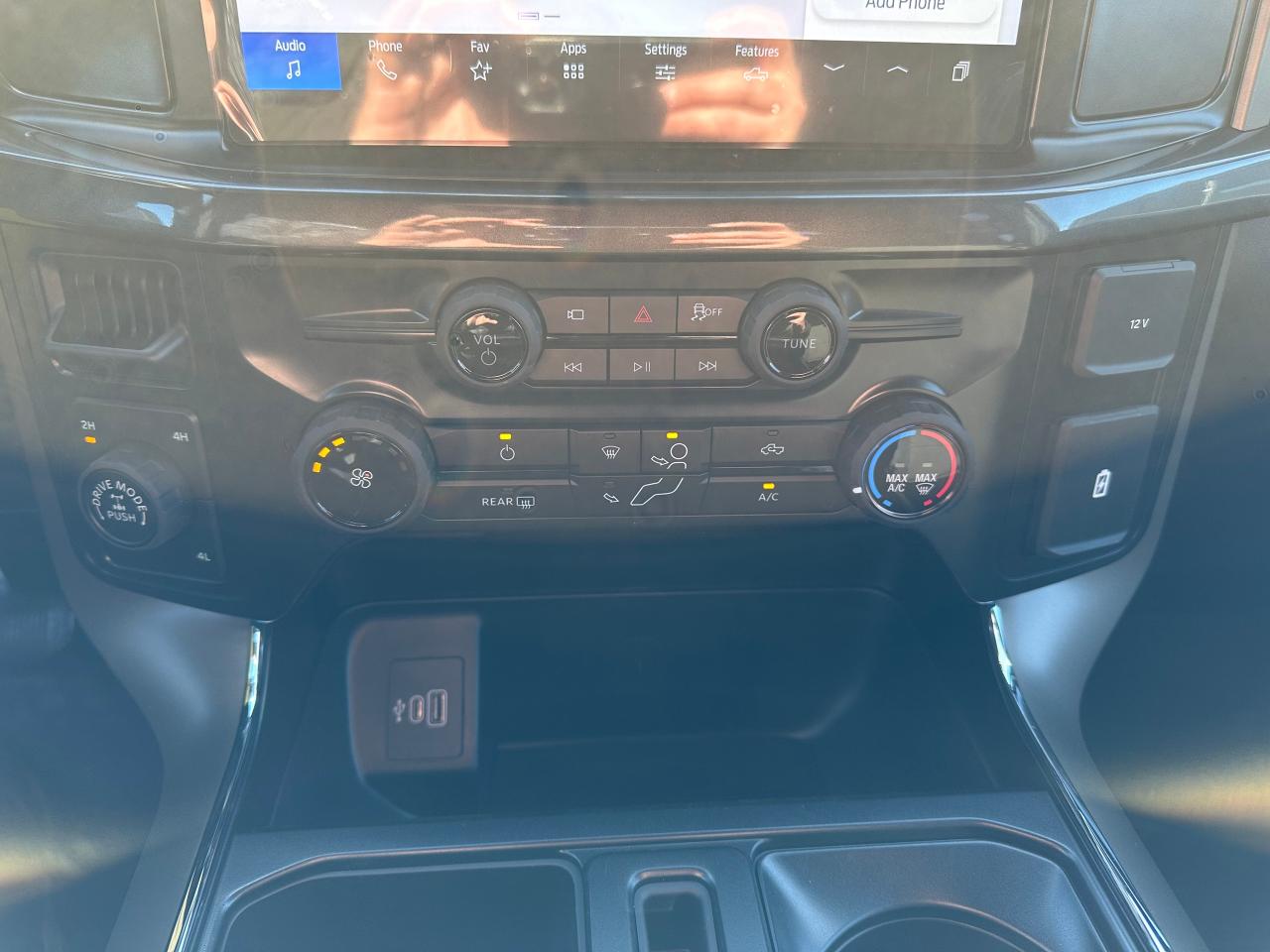 2025 Ford F-150 STX 4WD SuperCrew 5.5' Box 201A Photo5