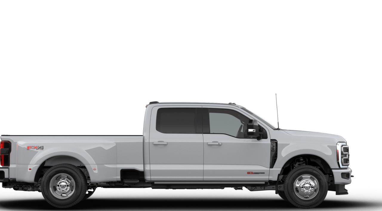 2026 Ford F-350 Super Duty DRW Platinum Photo4