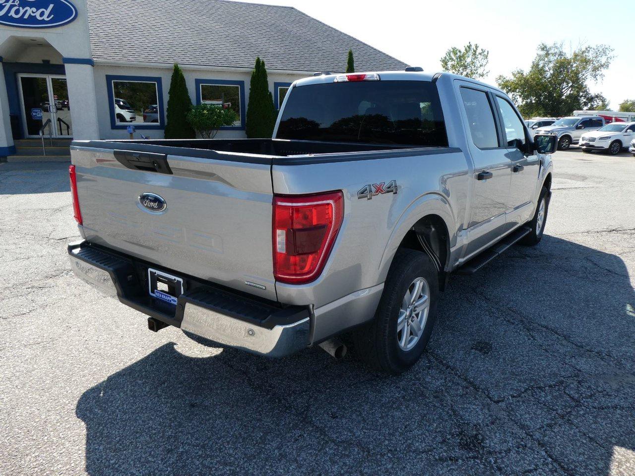 2022 Ford F-150 SUPERCREW XLT Photo4