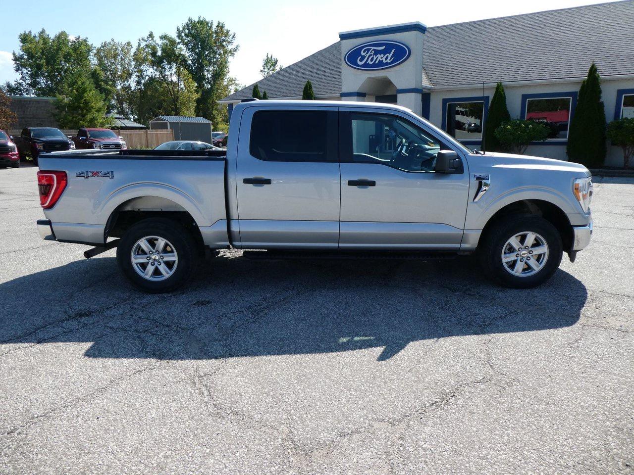 2022 Ford F-150 SUPERCREW XLT Photo