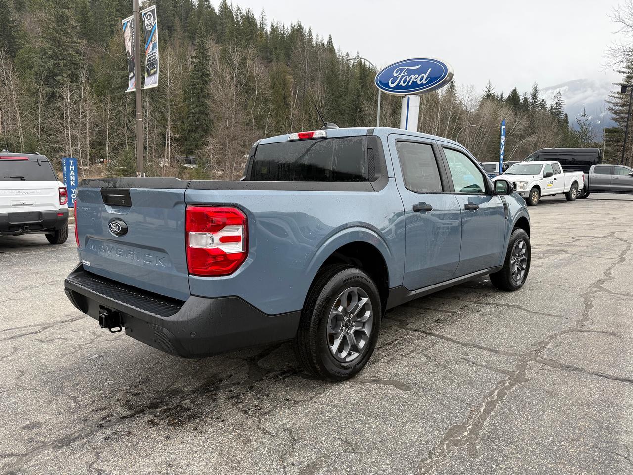 2026 Ford Maverick XLT Photo3